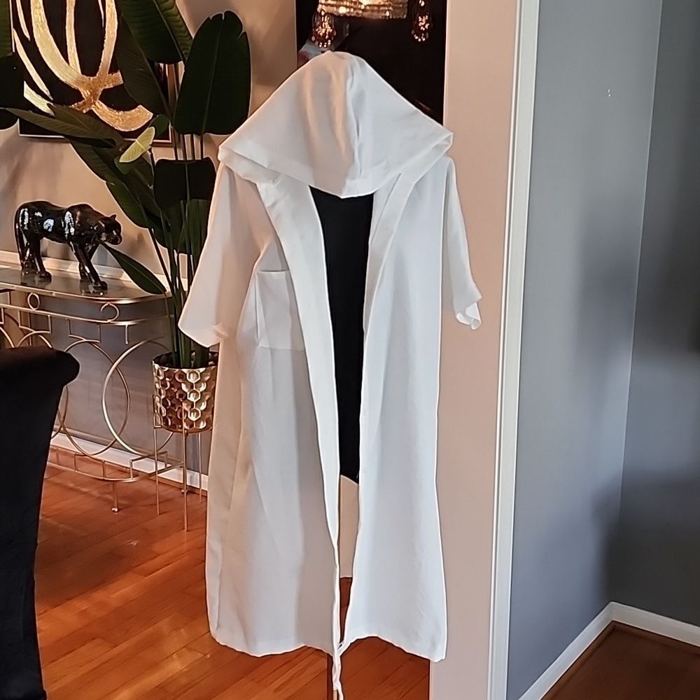 White jacket - Picture 5 of 6